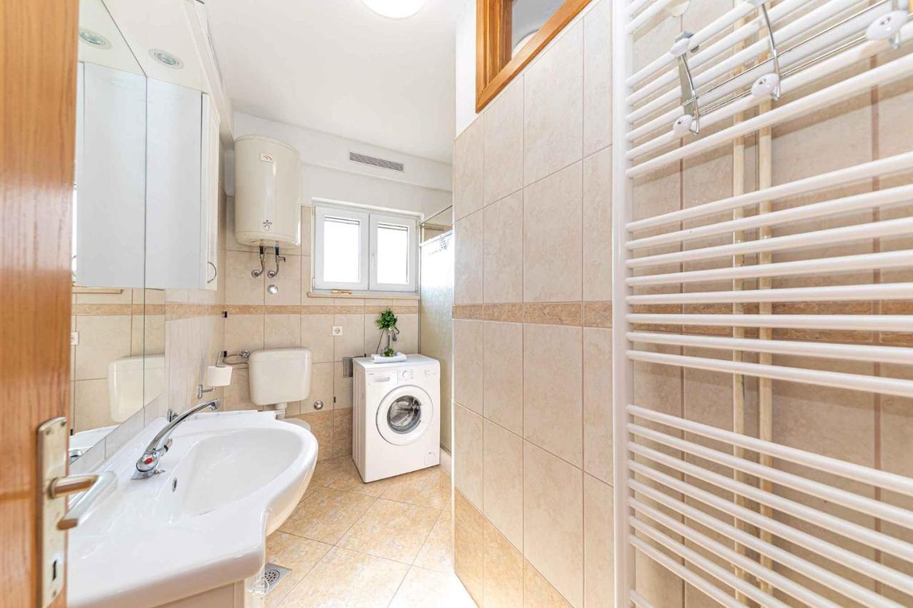 Apartment In Trogir 7406 Buitenkant foto